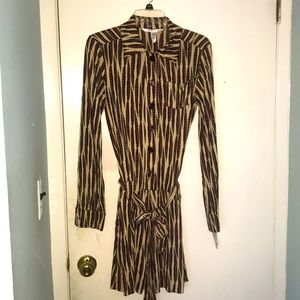 Vintage DVF silk collared sheena dress size 8